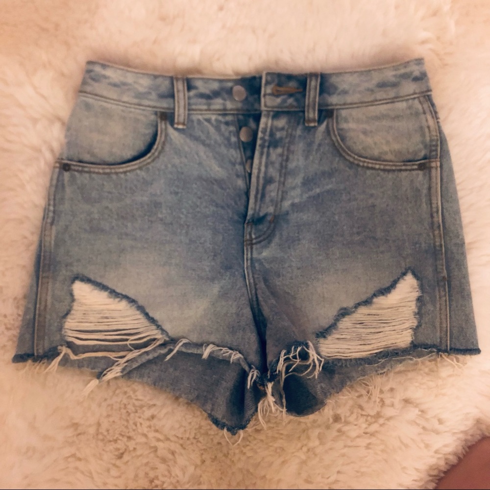 Excellent condition high rise cutoff jean shorts